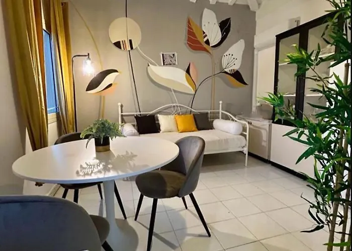 Apartament Tower 22 - Centre And Near Train Station *
