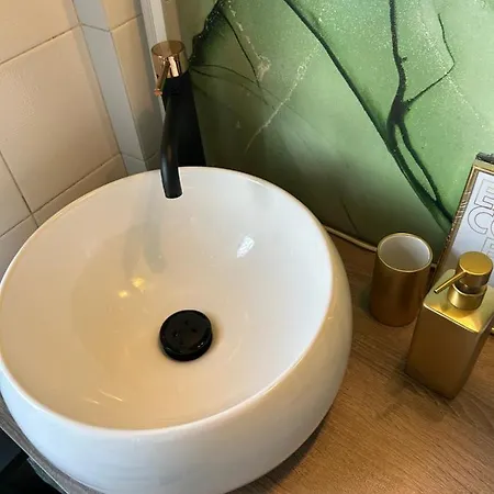 Διαμέρισμα Tower 22 - Centre And Near Train Station Μόντενα