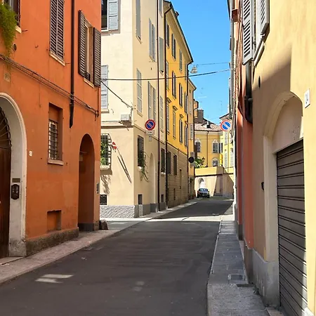 Tower 22 - Centre And Near Train Station Διαμέρισμα