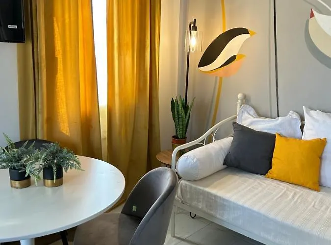 Tower 22 - Centre And Near Train Station Διαμέρισμα