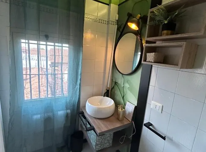 Apartament Tower 22 - Centre And Near Train Station Modena