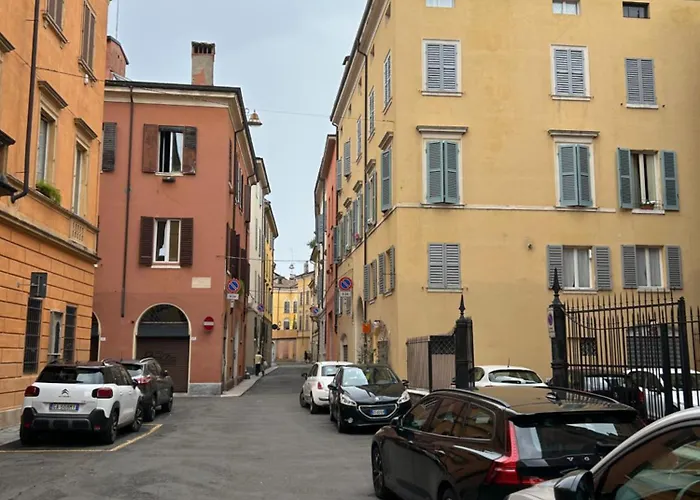 Apartament Tower 22 - Centre And Near Train Station